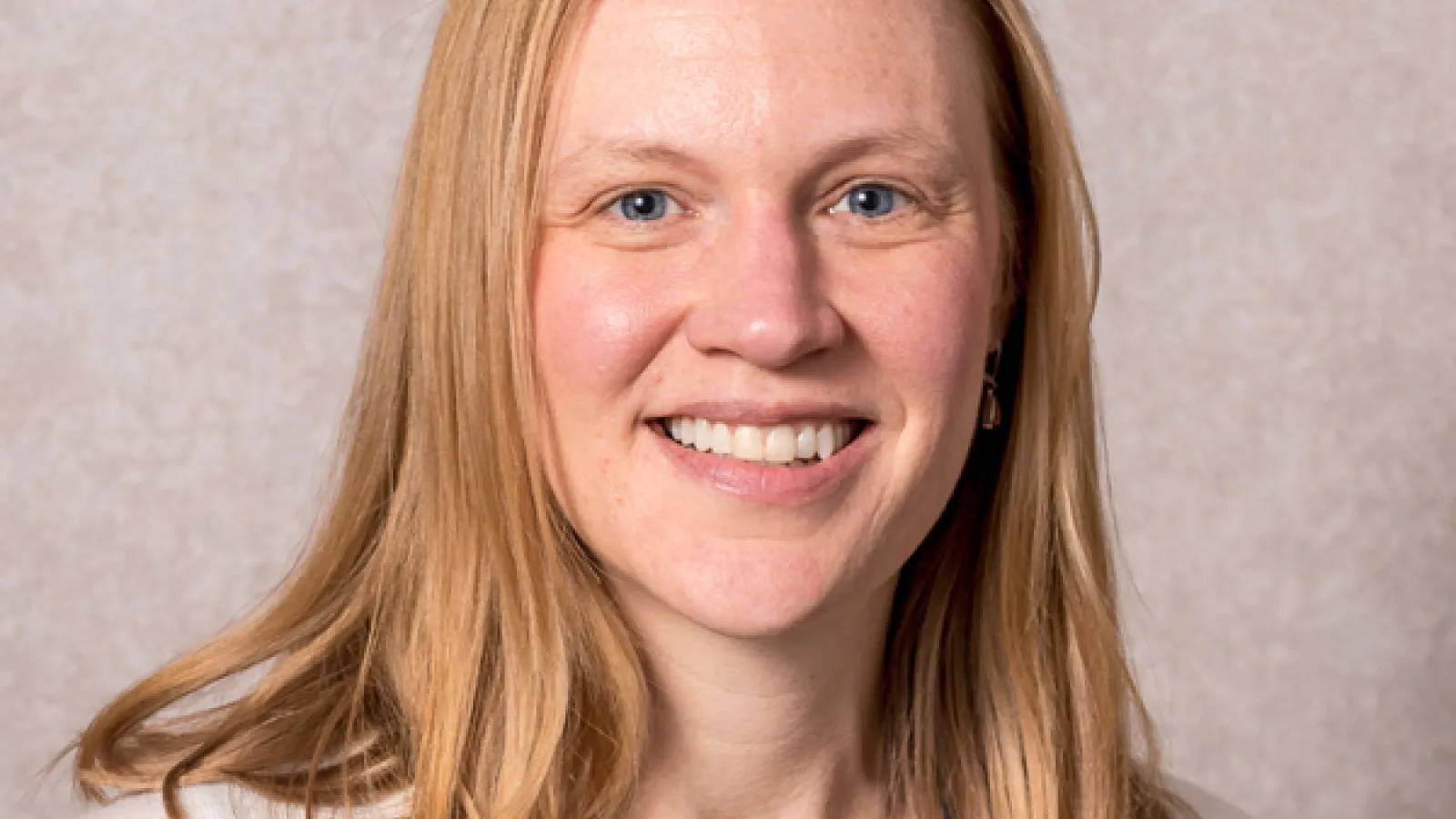 Dr. Christin Burd