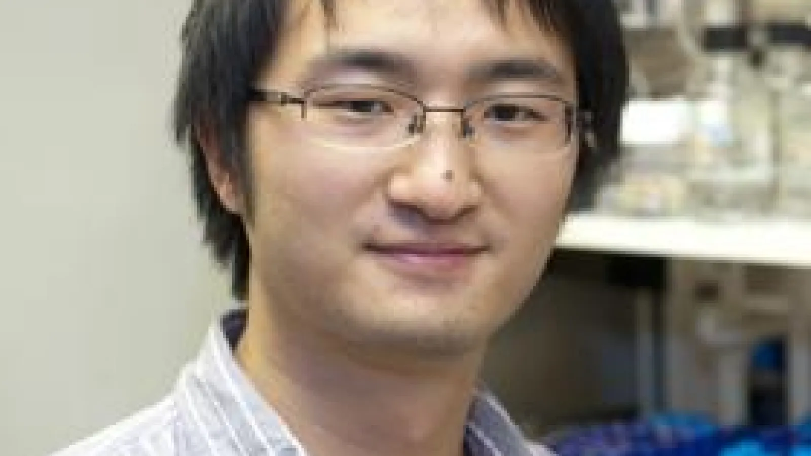 Yao Wan in his laboratory