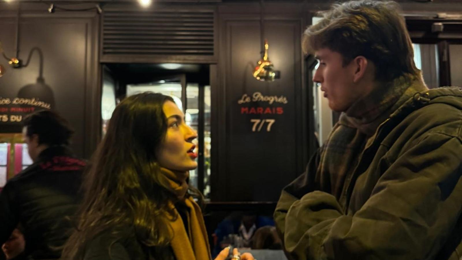 Henry Oman enjoying the Parisian lifestyle in a café!